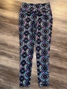 Victoria's Secret Black Leggings with Multicolor Geo Print